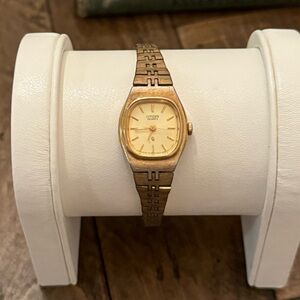 Vintage Citizen Quartz Women’s Wrist Watch (4031-899121)